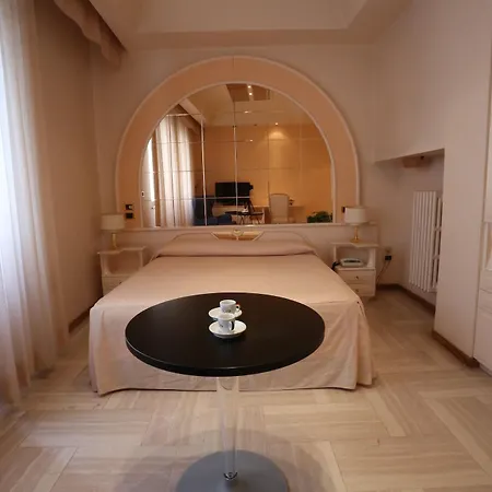 Europa Hotel 3*