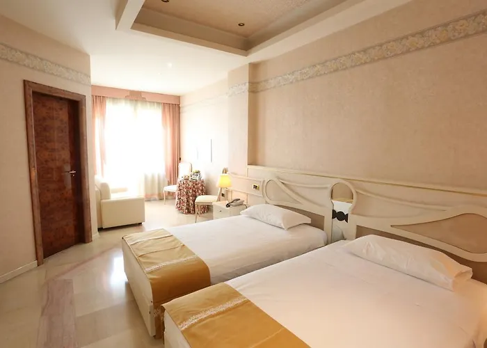 Hotel Europa 3*
